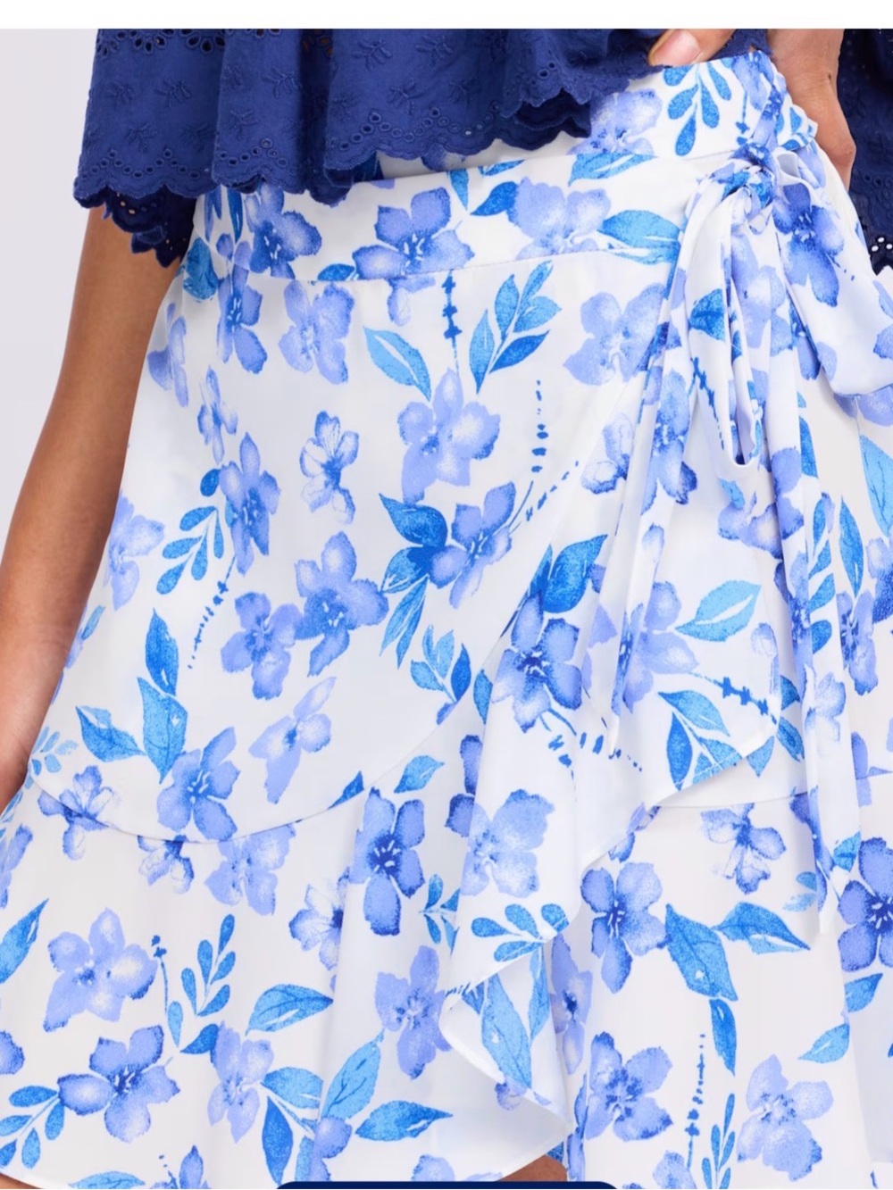41 HAWTHORN -Stitch Fix Wrap Front Blue Floral Chiffon Mini Skirt $59 - Picture 3 of 13